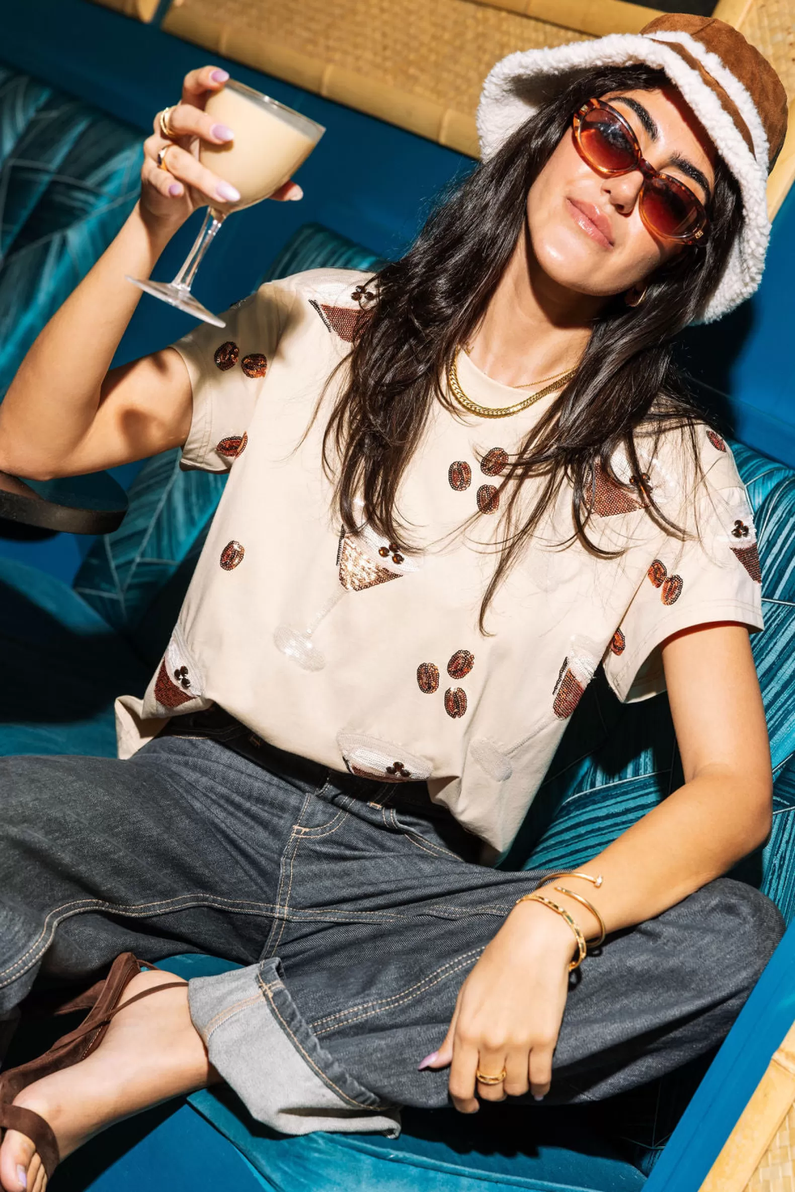 Queen of Sparkles Tees<Scattered Espresso Martini Tee Beige