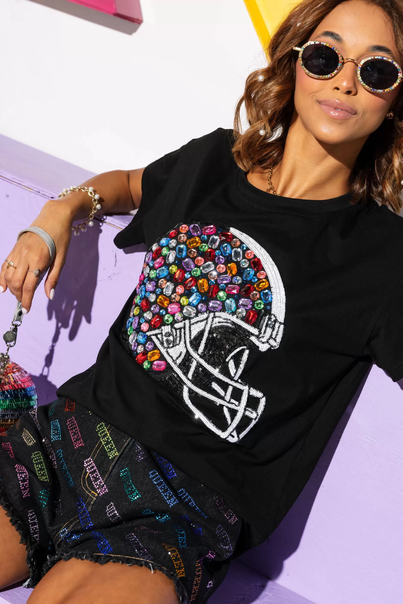 Queen of Sparkles Tees<Rainbow Jewel Helmet Tee Black