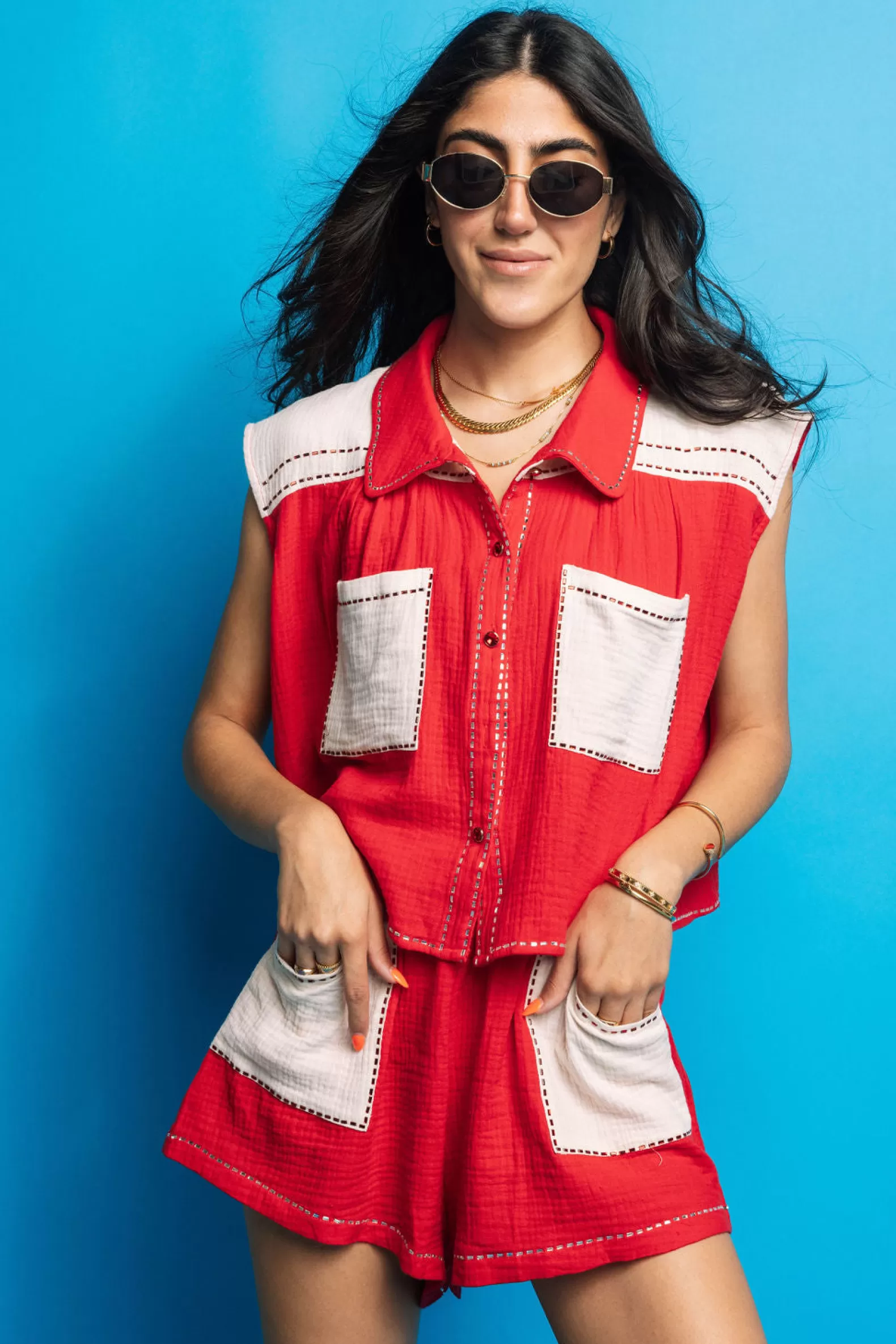 Queen of Sparkles Shorts<& White Gauze Short Crimson