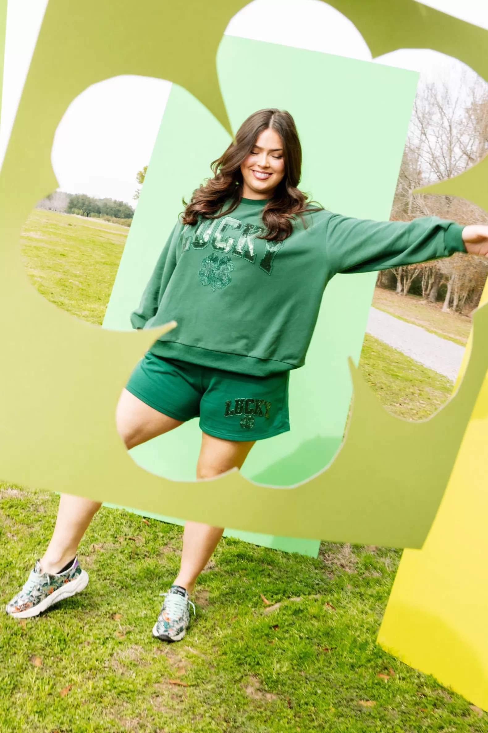 Queen of Sparkles Shorts | Sets<'Lucky' Short Dark Green