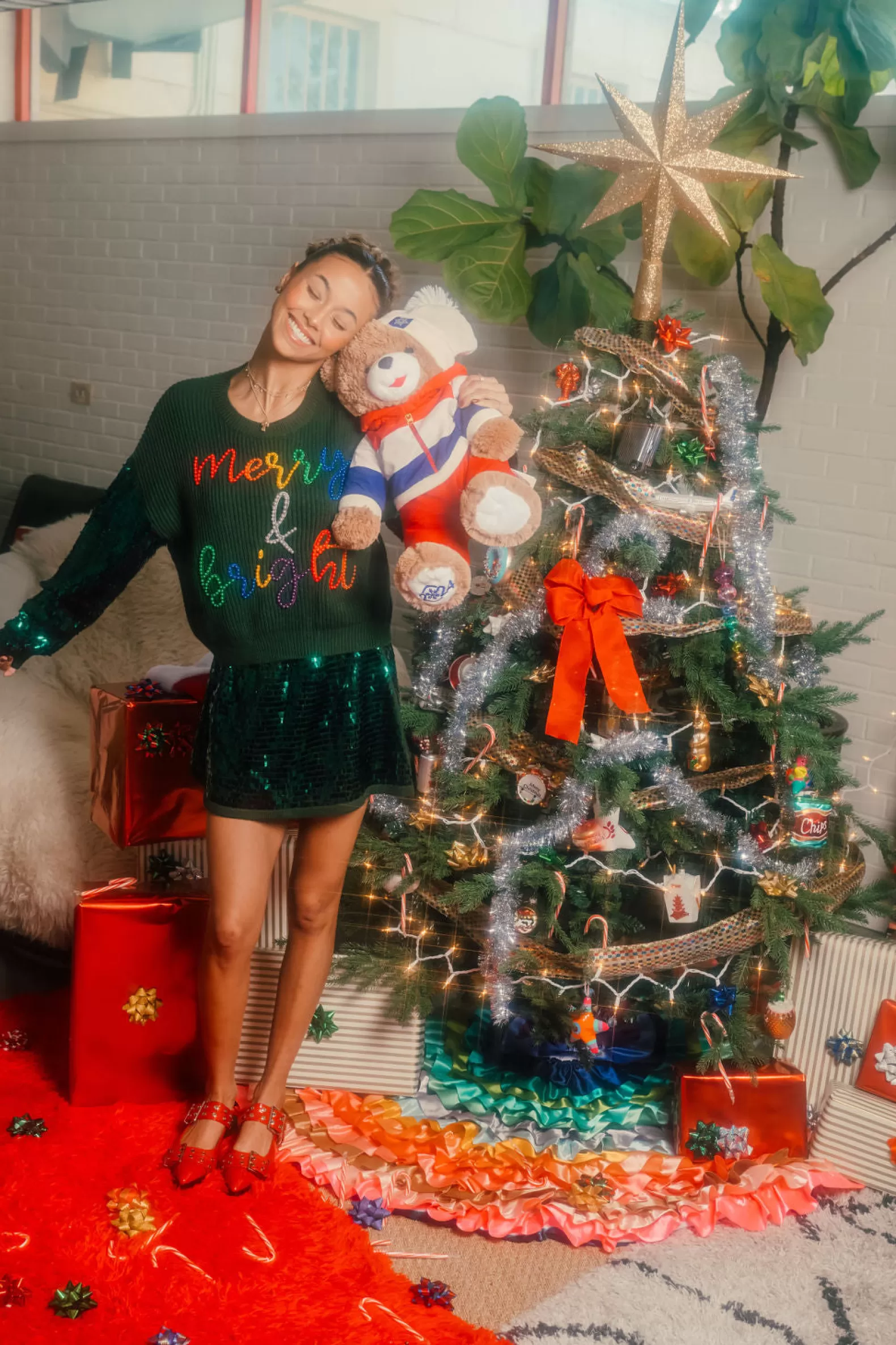 Queen of Sparkles Sweaters<Shard Sequin Sleeve Multi Pearl 'Merry & Bright' Sweater Green