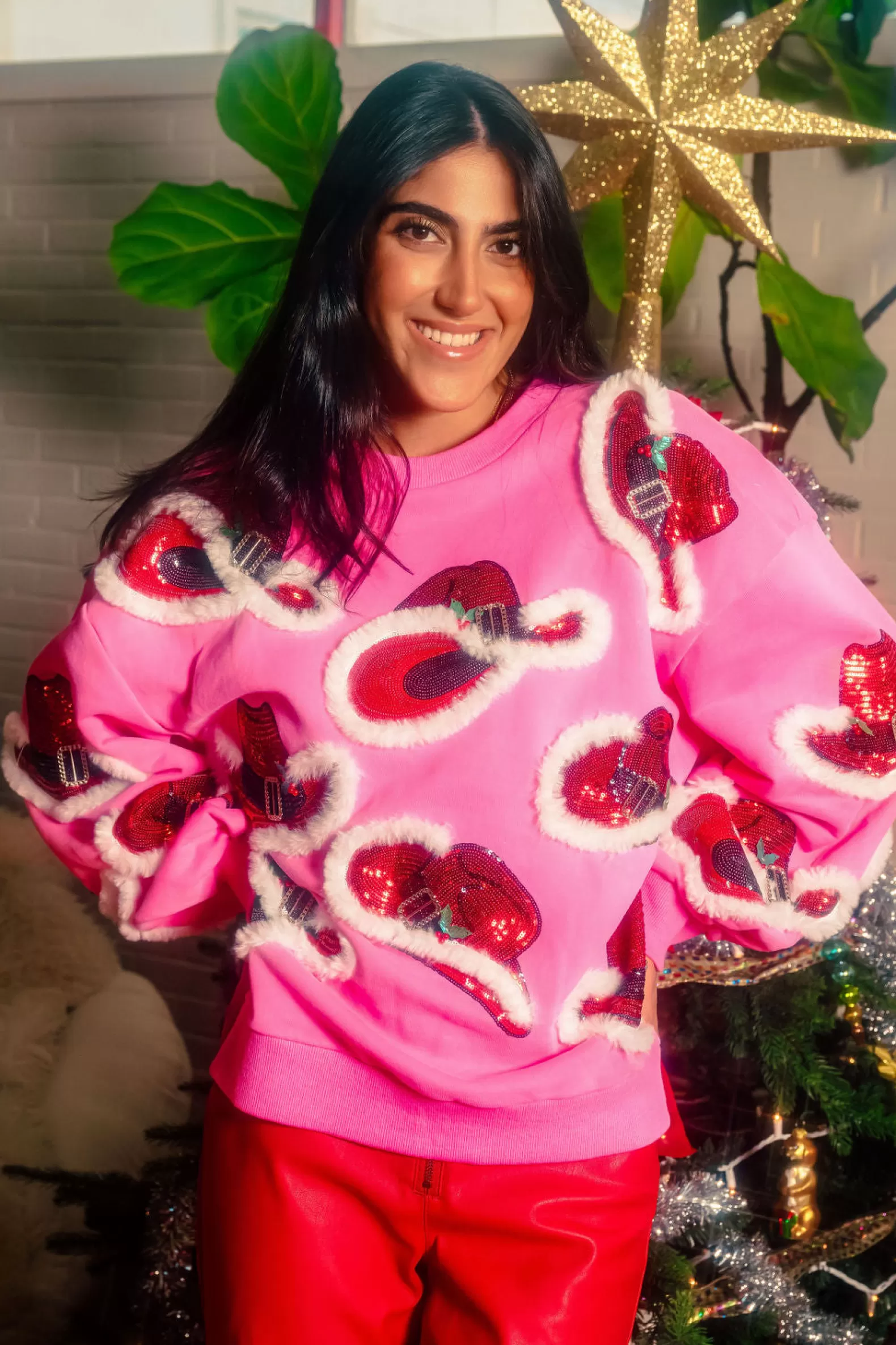 Queen of Sparkles Sweatshirts<Christmas Cowboy Hat Sweatshirt Hot Pink