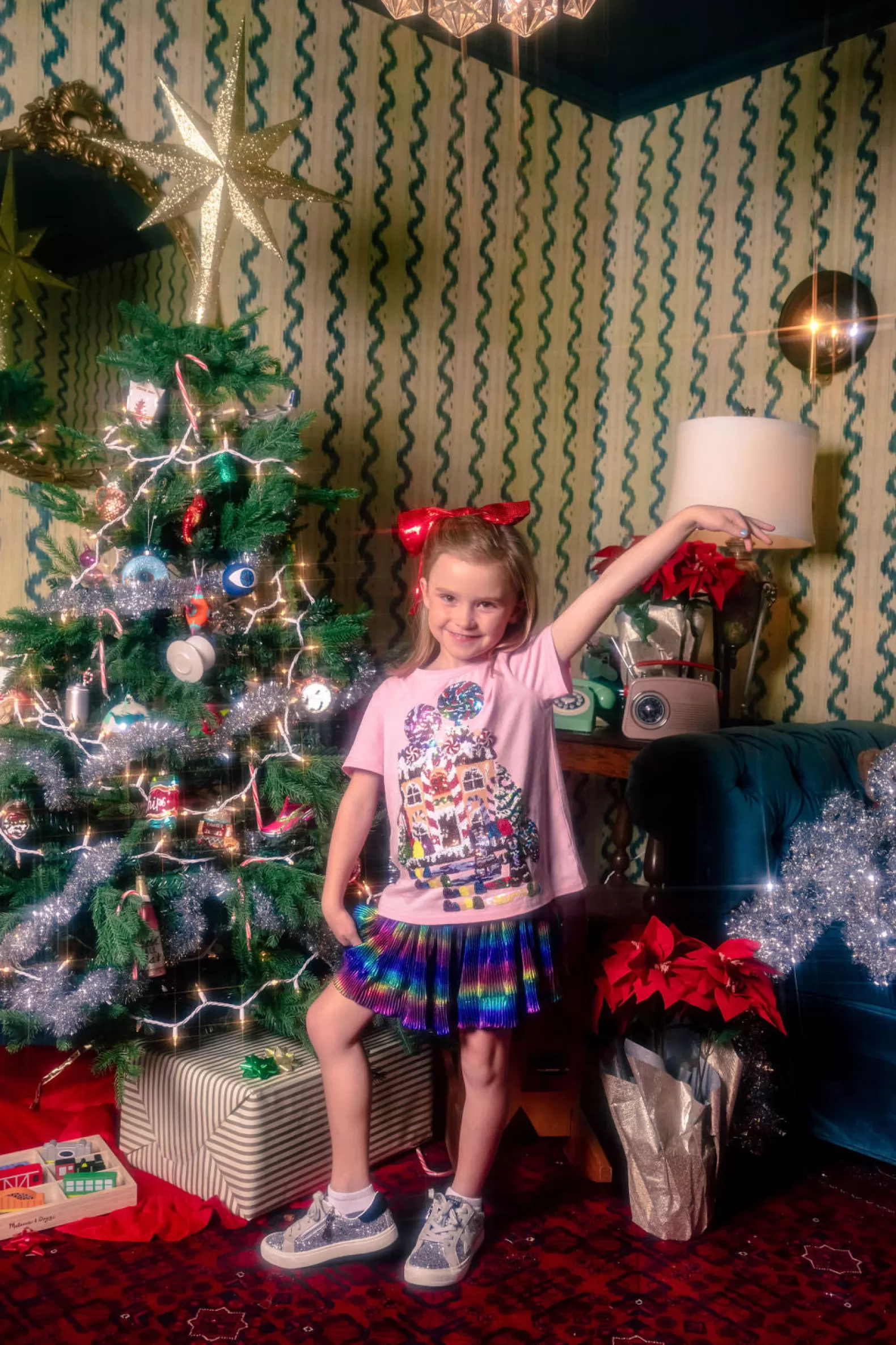 Queen of Sparkles Kids<Kids Gingerbread House Scene Tee Light Pink