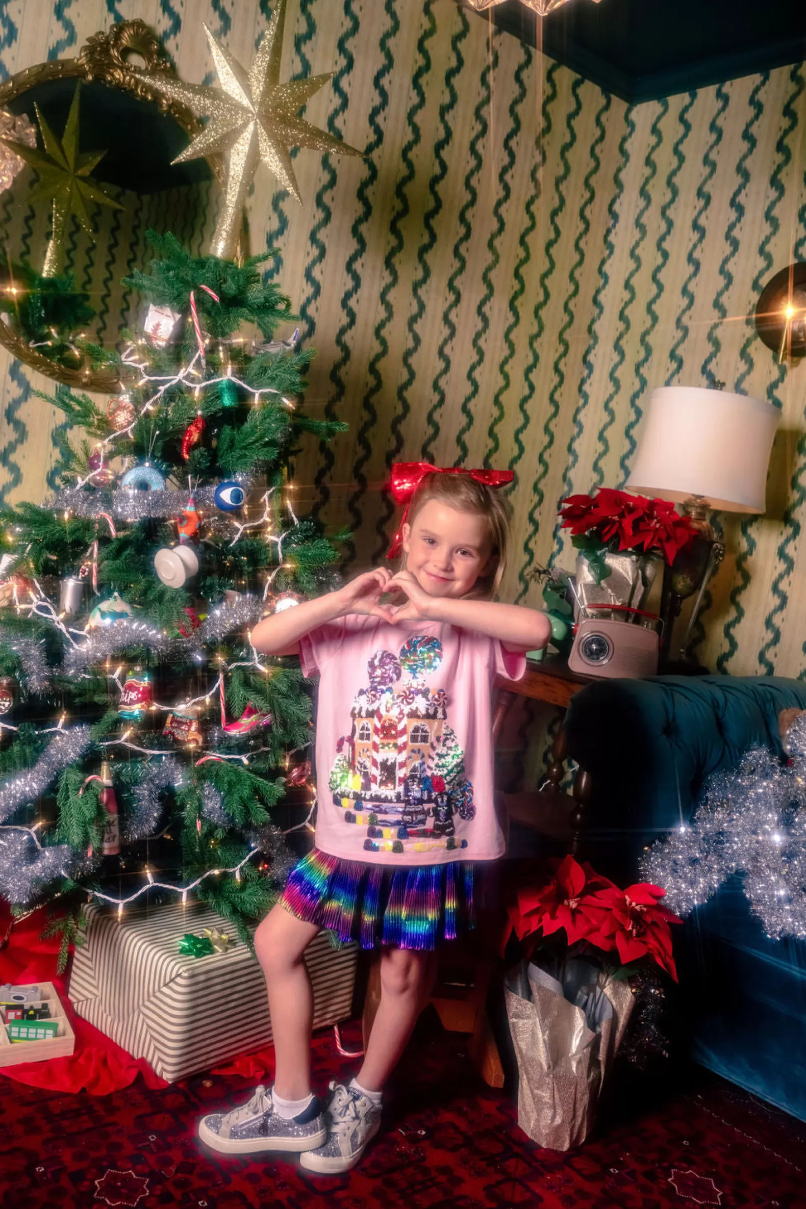 Queen of Sparkles Kids<Kids Gingerbread House Scene Tee Light Pink