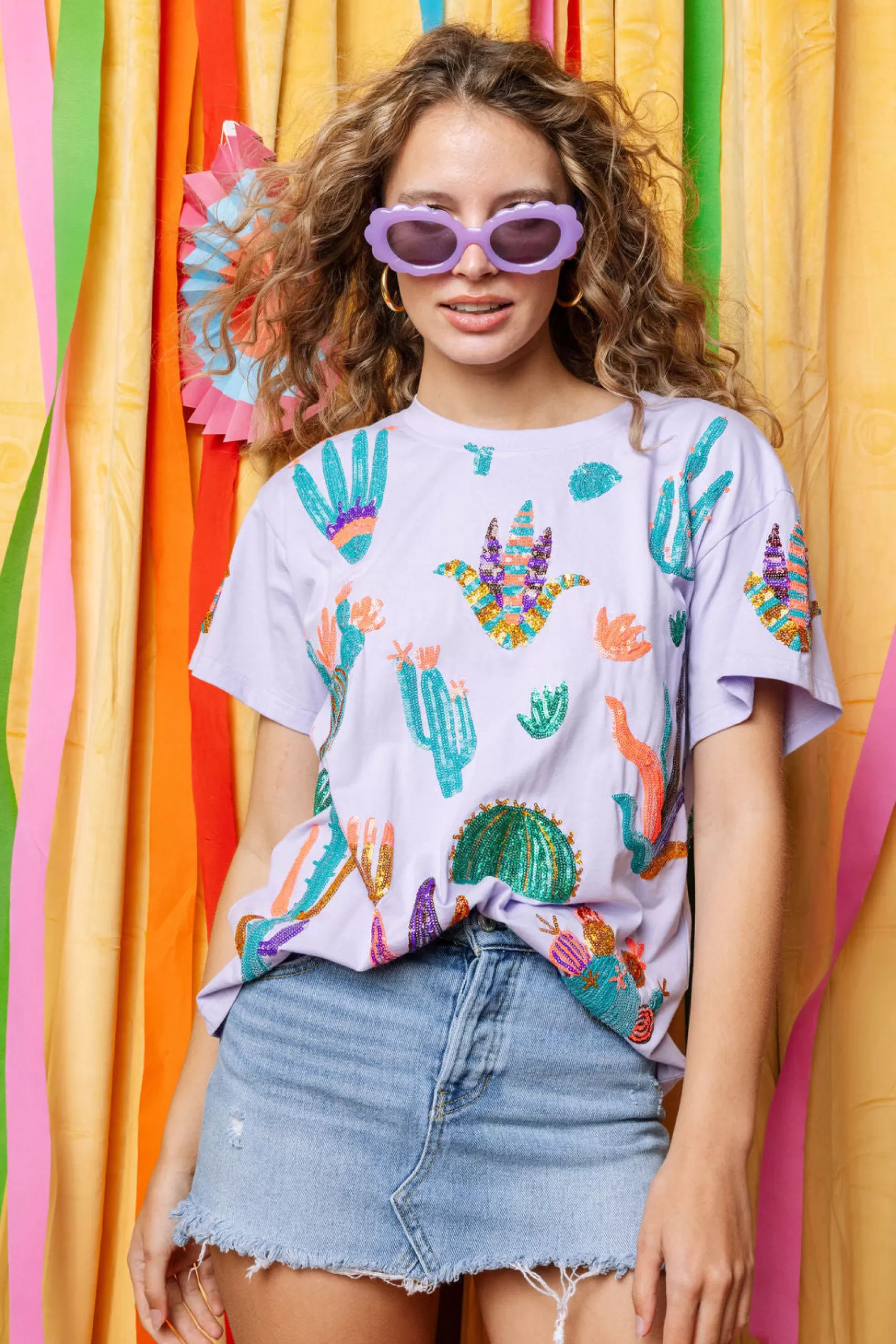 Queen of Sparkles Tees<Scattered Cactus Tee Lavender