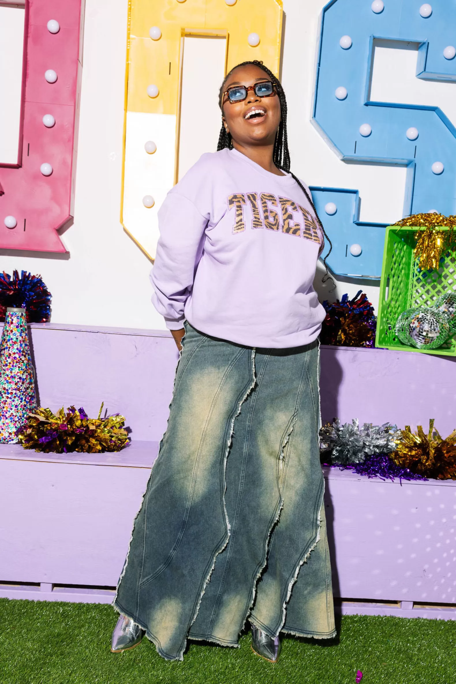 Queen of Sparkles Sweatshirts<Tiger Print 'Tigers' Sweatshirt Lavender