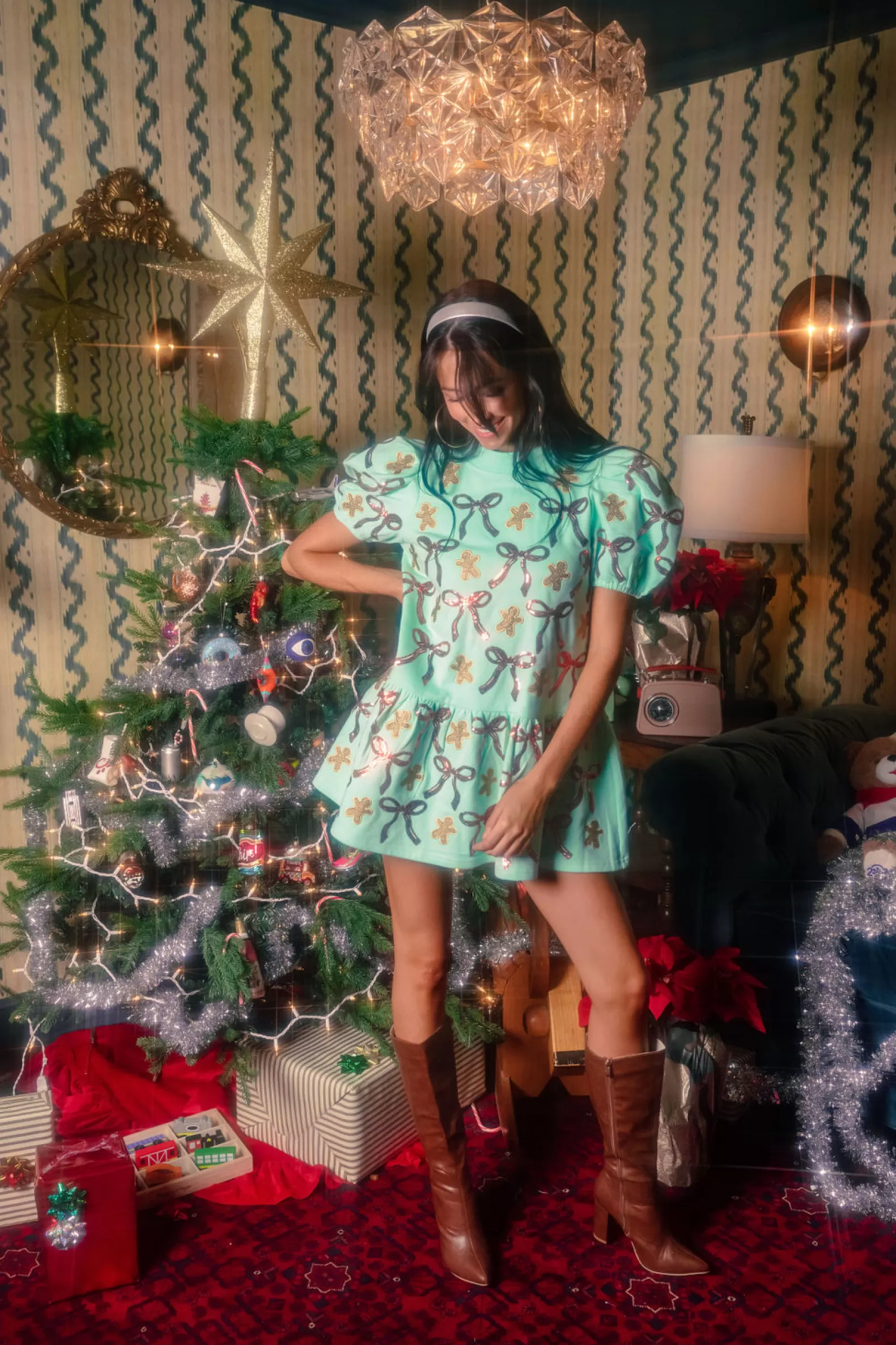 Queen of Sparkles Dresses<Gingerbread Men & Bows Dress Mint Green