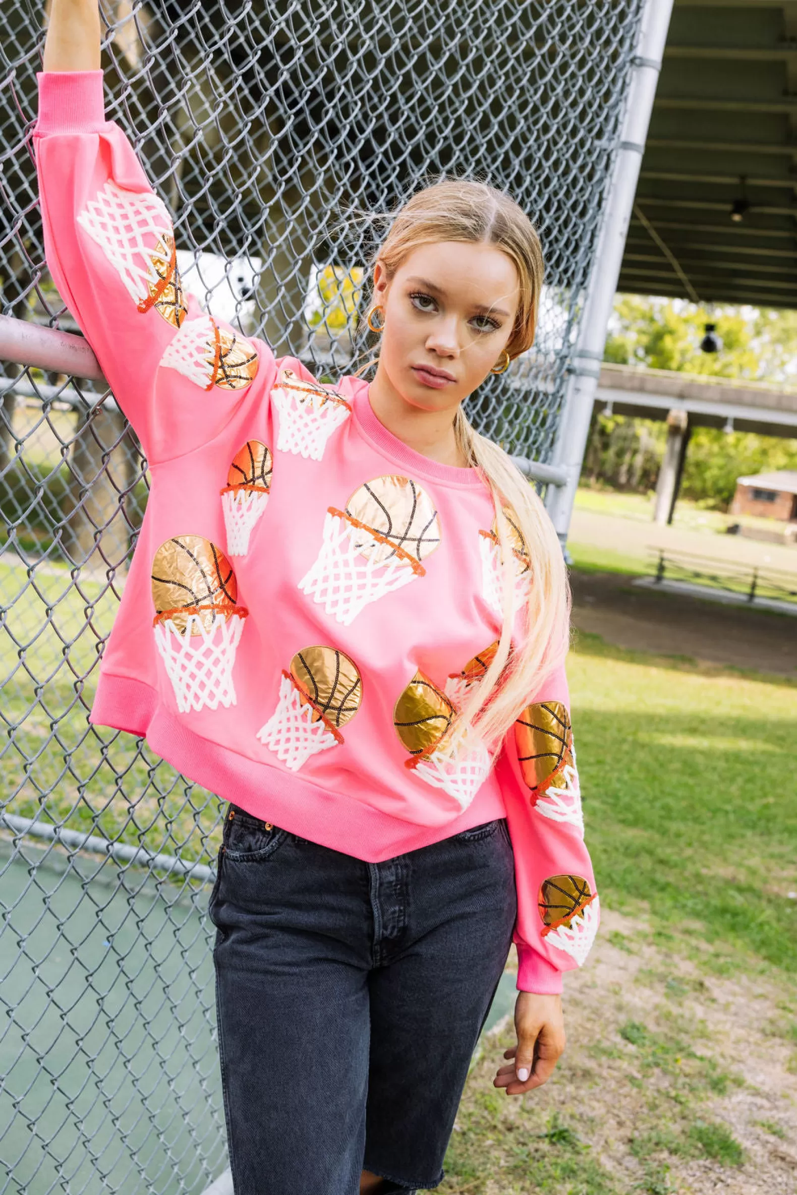 Queen of Sparkles Sweatshirts<Basketball Hoop Sweatshirt Neon Pink