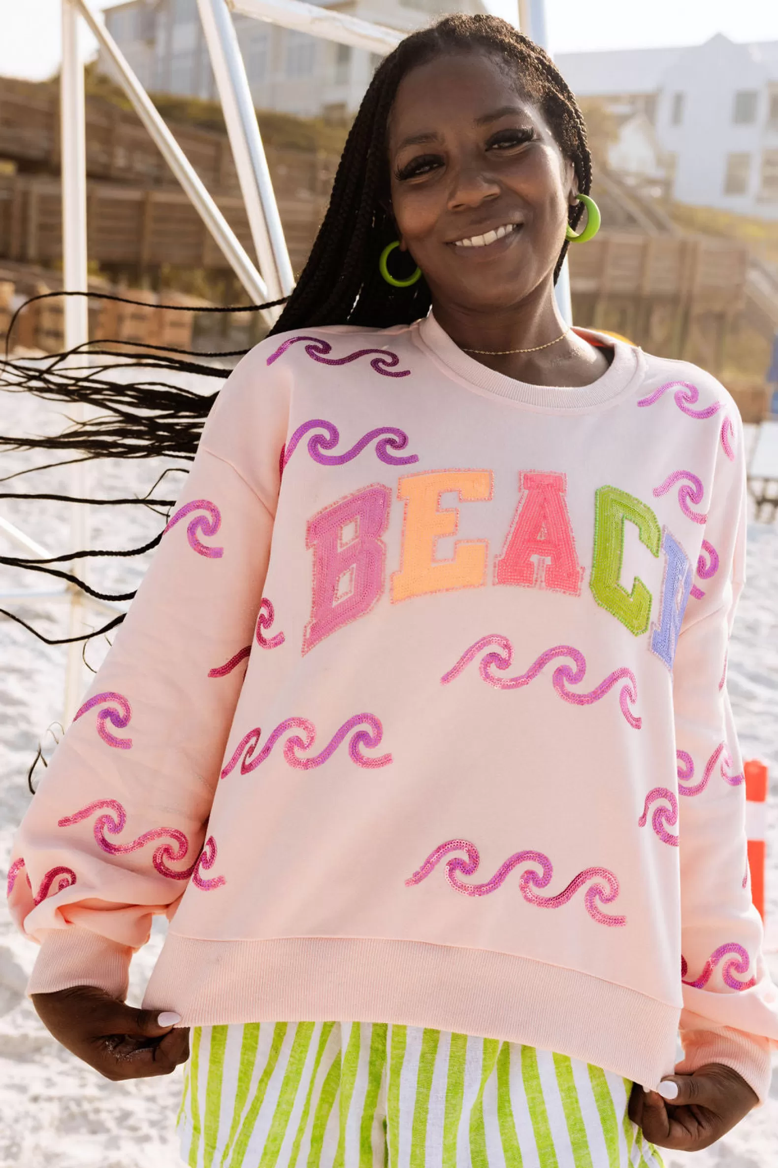 Queen of Sparkles Sweatshirts<Wave & 'Beach' Sweatshirt Peach
