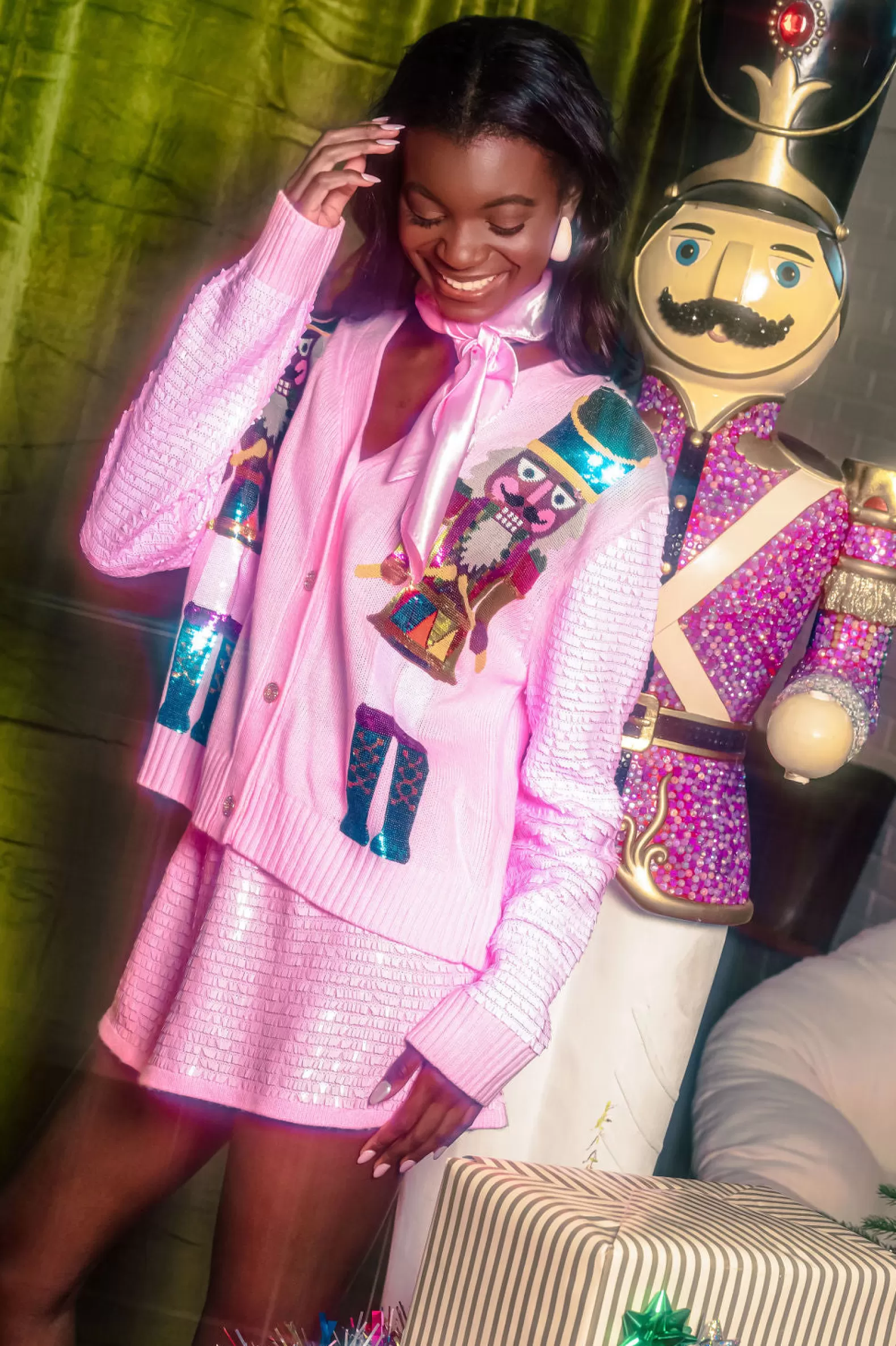 Queen of Sparkles Sweaters<Shard Sequin Sleeve Medium Skin Nutcracker Cardigan Pink