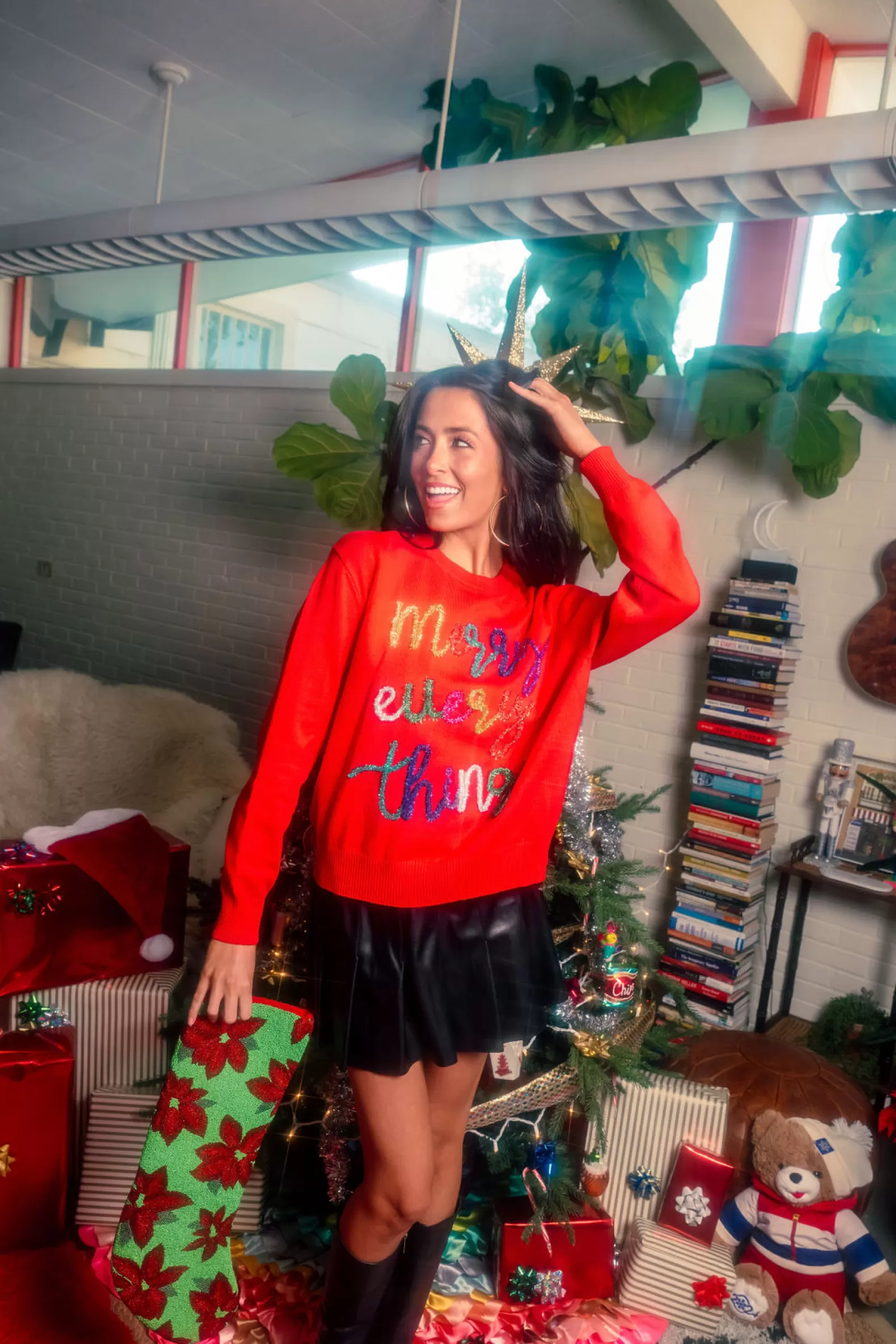Queen of Sparkles Sweaters<Merry Everything Glitter Script Sweater Red