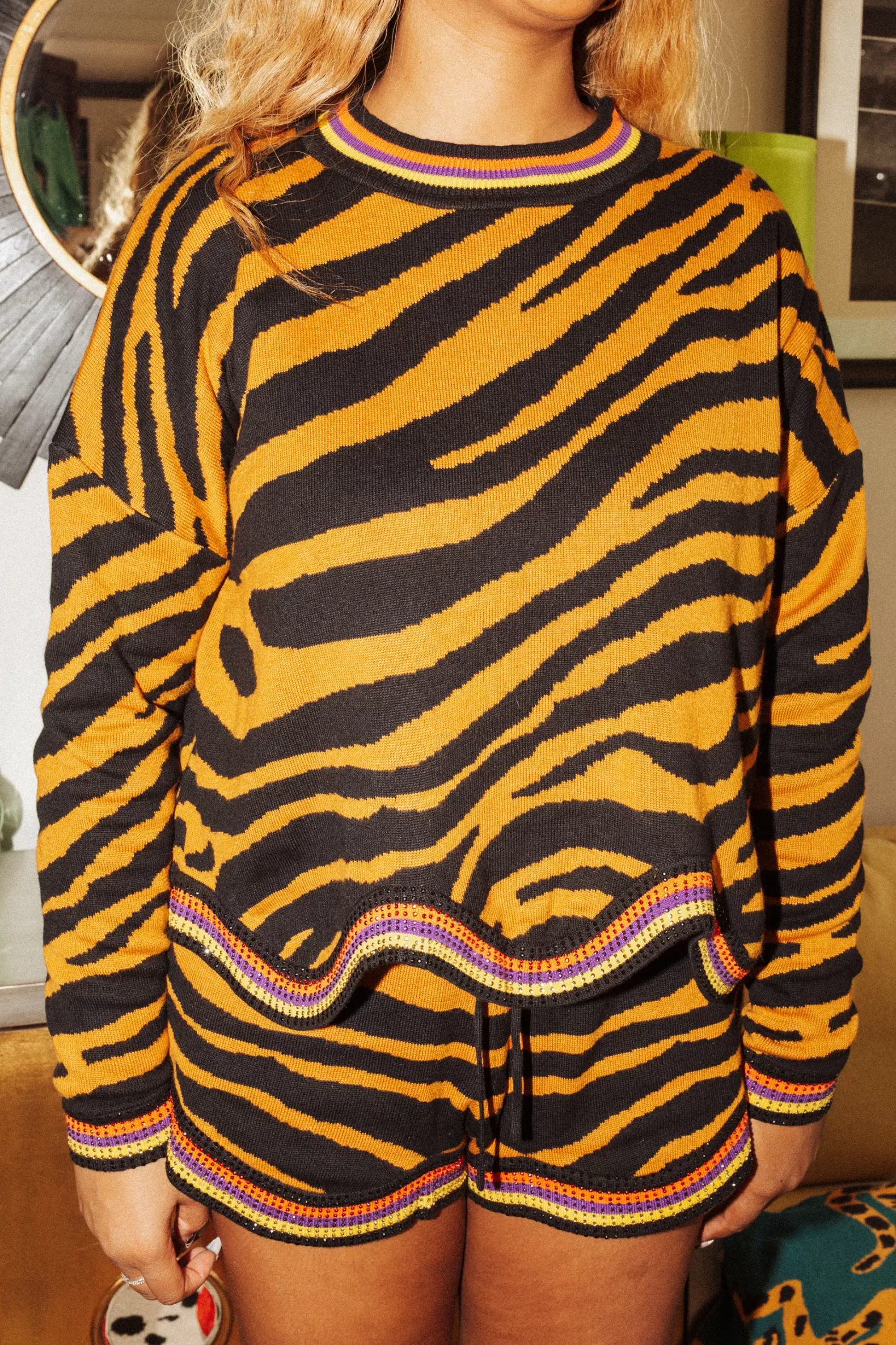 Queen of Sparkles Shorts<Tiger Wavy Short Black/Tan