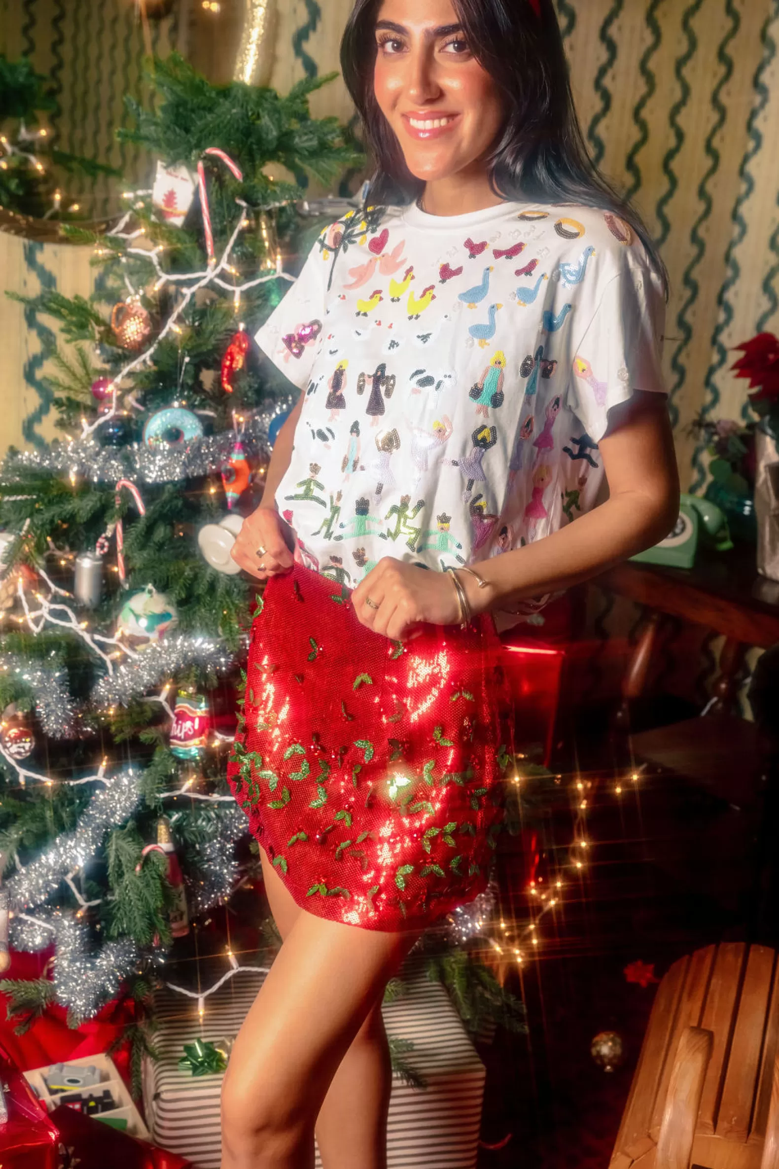 Queen of Sparkles Tees<12 Days of Christmas Oversized Tee White