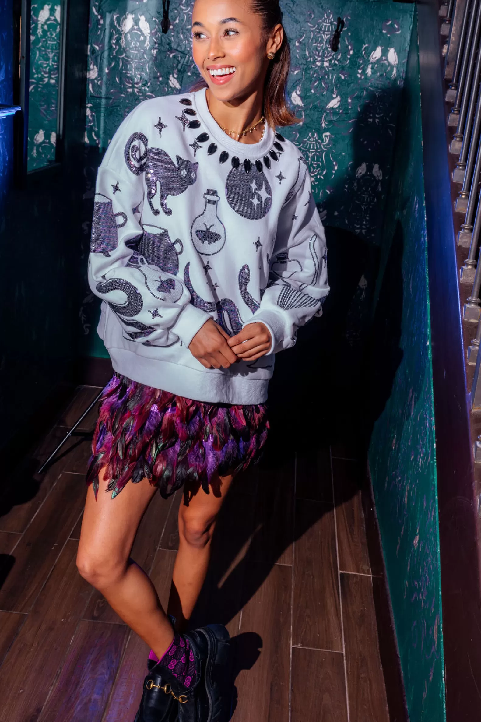Queen of Sparkles Sweatshirts<& Purple Halloween Icon Sweatshirt White