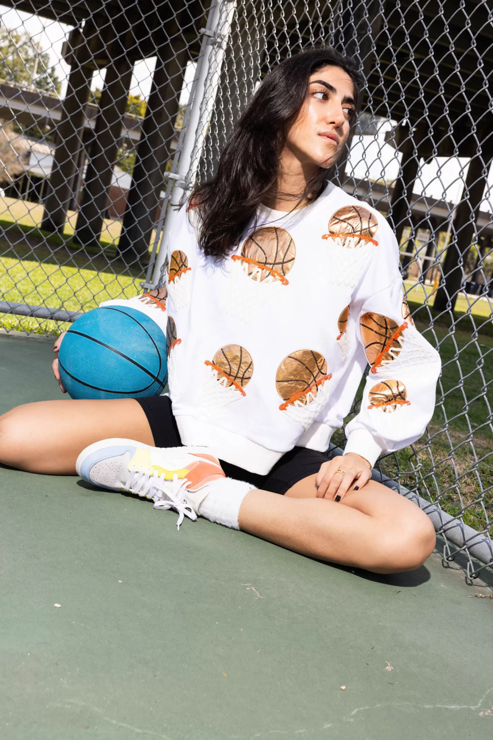 Queen of Sparkles Sweatshirts<Basketball Hoop Sweatshirt White