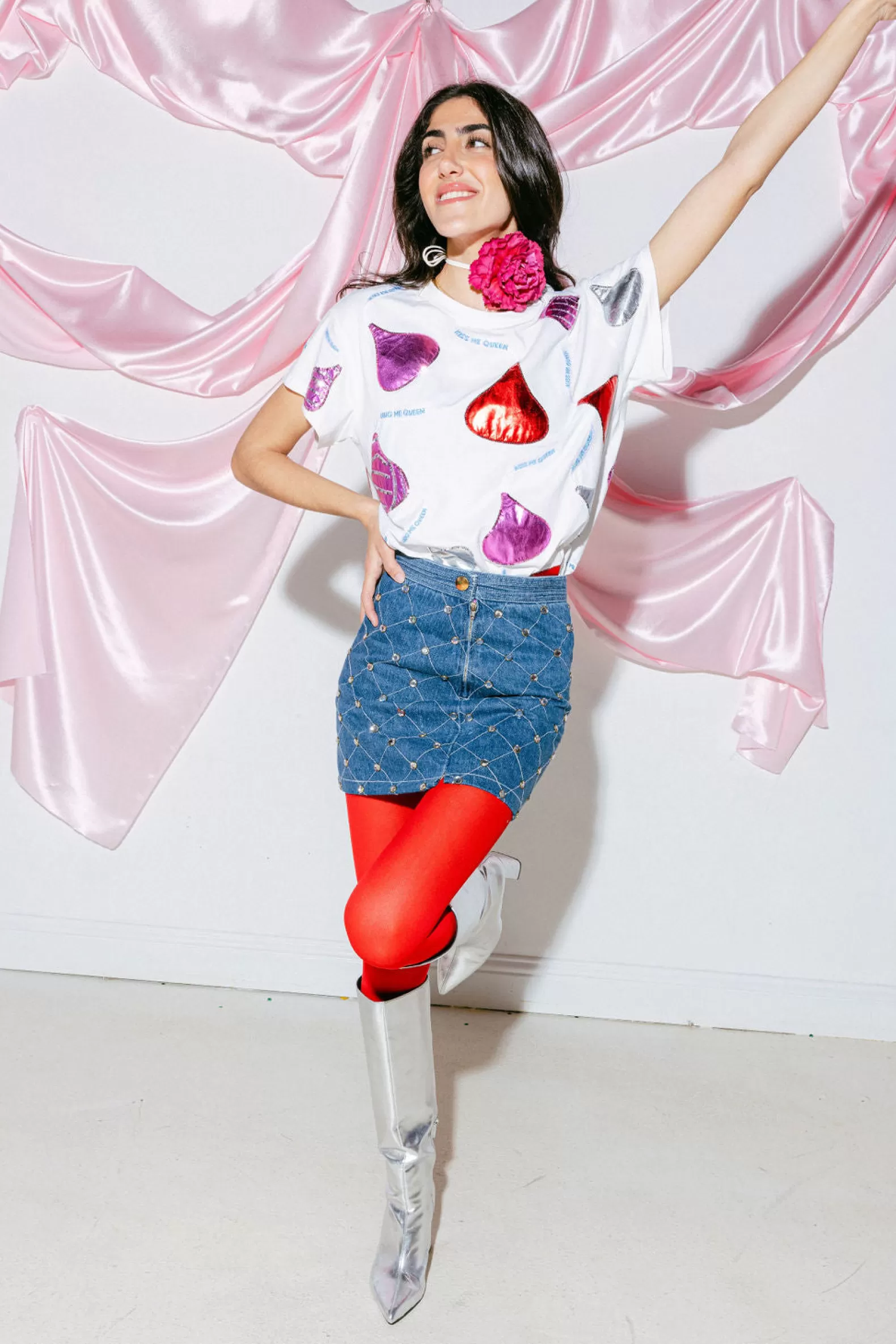 Queen of Sparkles Tees<Kiss All Over Tee White