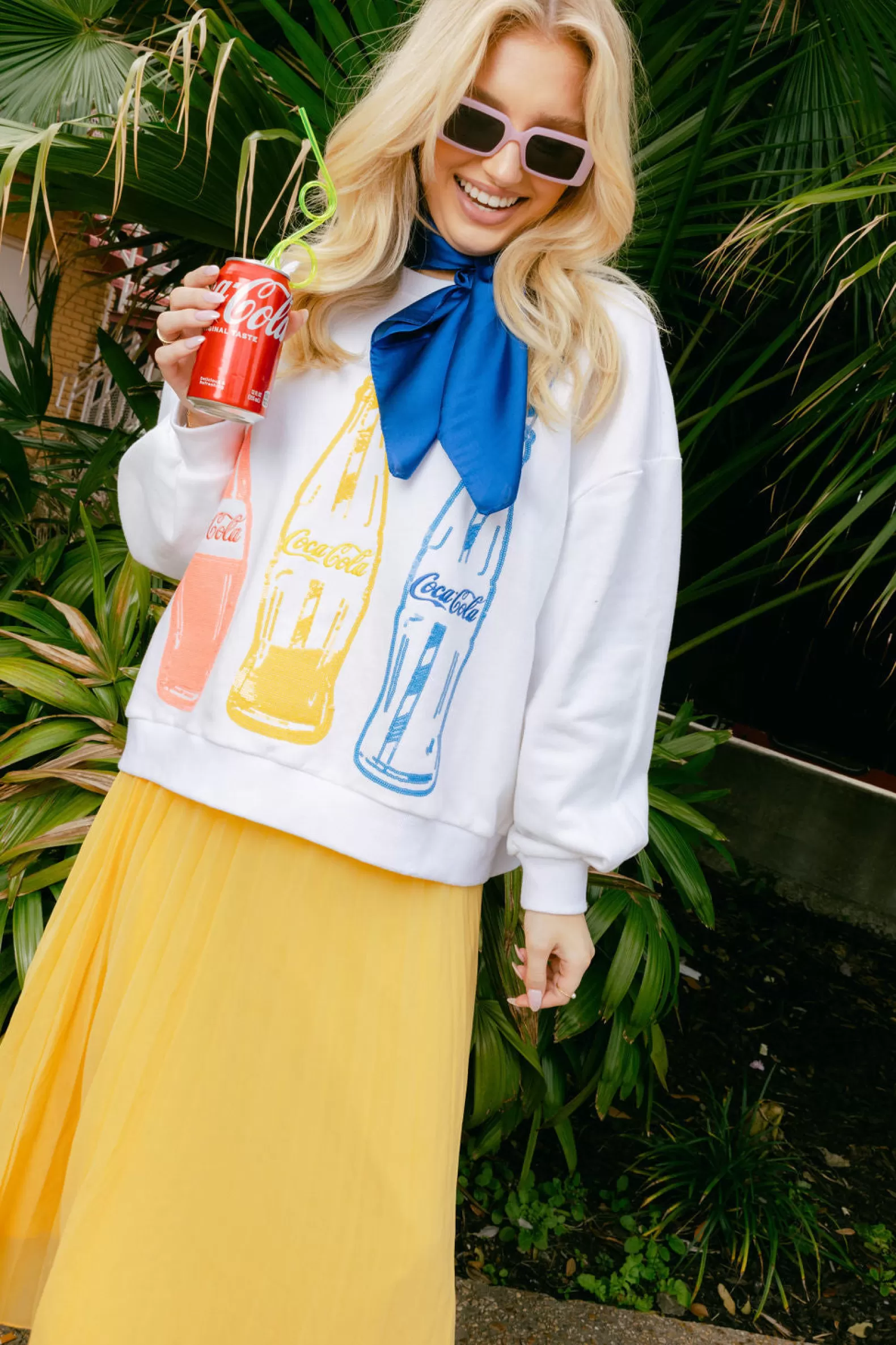 Queen of Sparkles Sweatshirts<Multi Coca-Cola® Bottle Sweatshirt White
