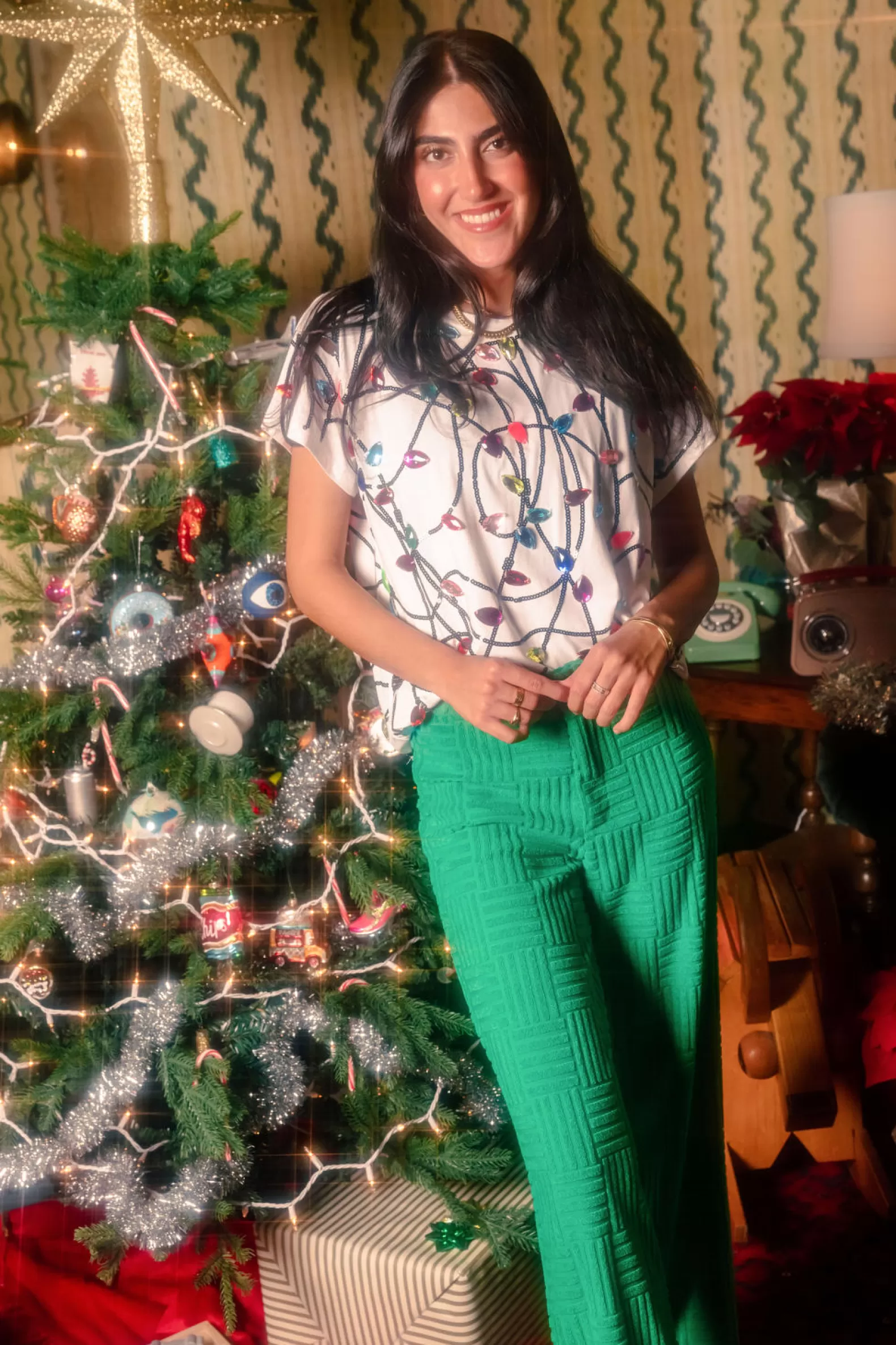 Queen of Sparkles Tees<Multi Jeweled Christmas Light Tee White