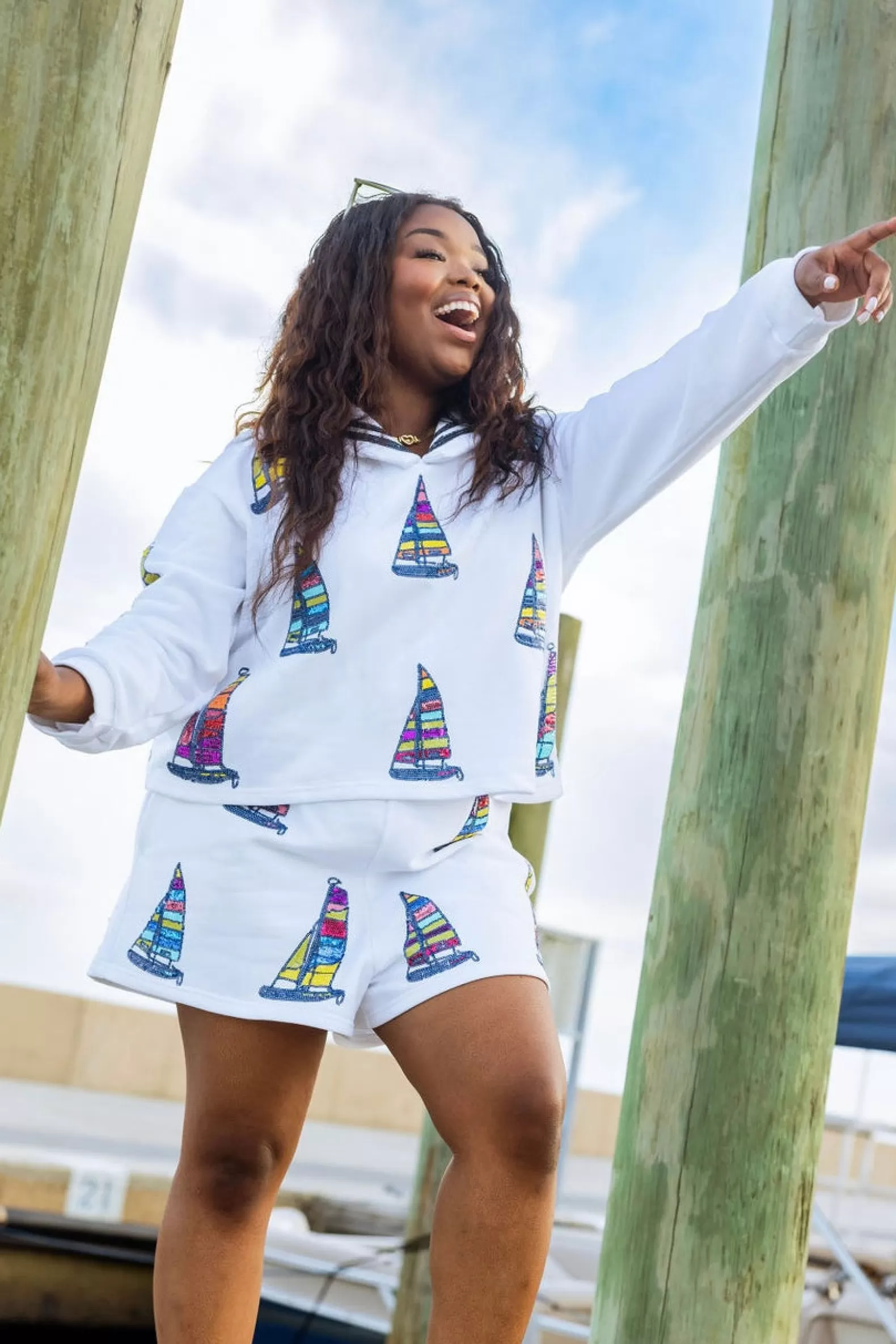 Queen of Sparkles Shorts<Sailboat Short White